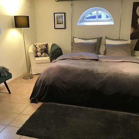 Special Offer,One Of Its Kind, Extremely Central In Herning, Danish Hosts, Extremely Clean, Very Quiet Street But A Stonethrough From Bars & Restaurants Apartment ภายนอก รูปภาพ