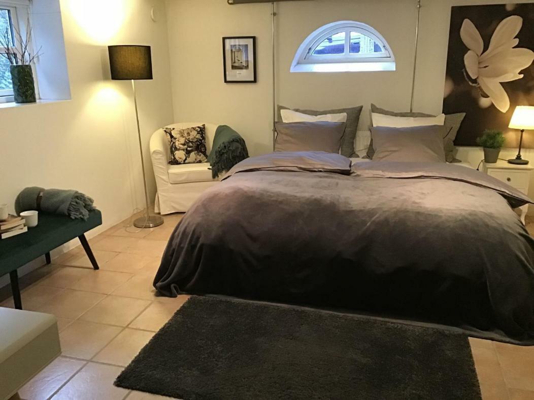 Special Offer,One Of Its Kind, Extremely Central In Herning, Danish Hosts, Extremely Clean, Very Quiet Street But A Stonethrough From Bars & Restaurants Apartment ภายนอก รูปภาพ